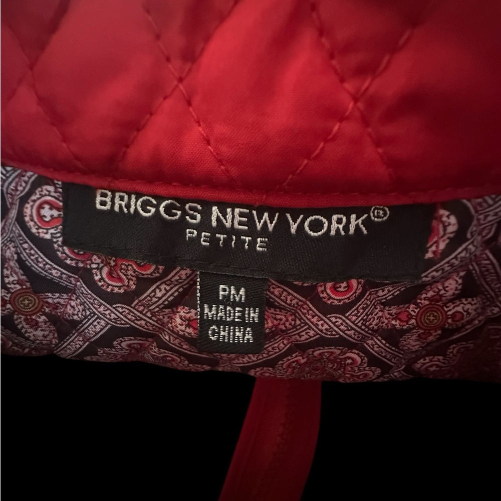 Womens Briggs New York Red Quilted Light Jacket size Medium‎ Petite MP - Picture 4 of 5